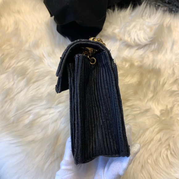 ❌SOLD❌Chanel vintage mini vertical quilt bijoux chain mini square - Picture 3 of 13